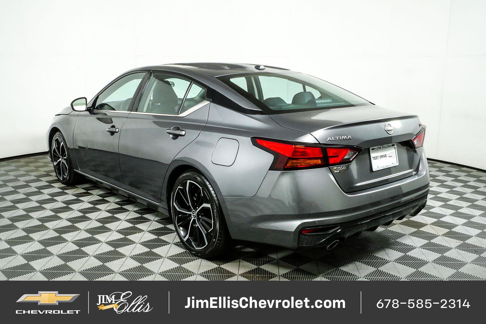 Used 2024 Nissan Altima 2.5 SR FWD image 28