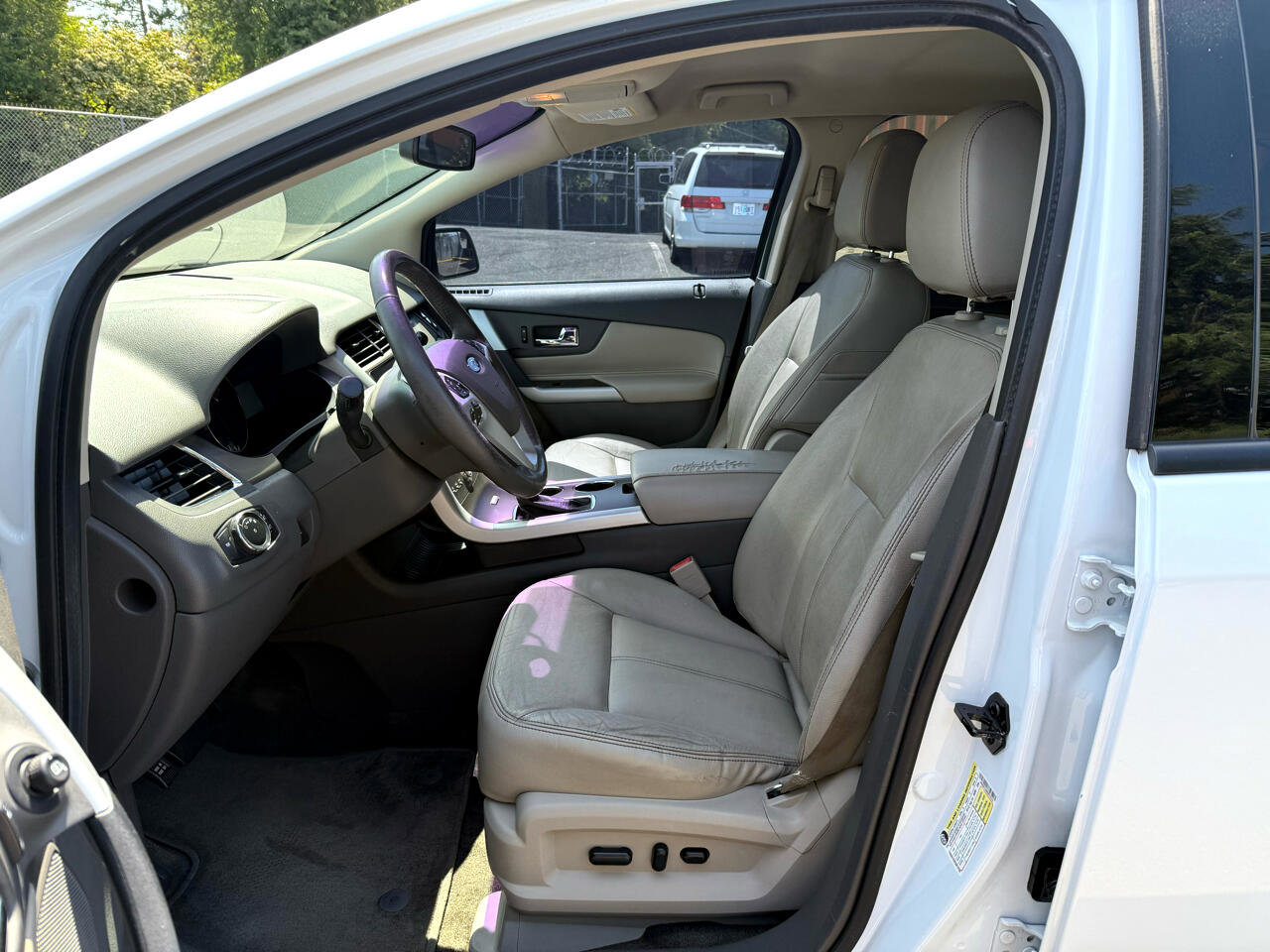 Used 2014 Ford Edge SEL w/ Equipment Group 205A image 7