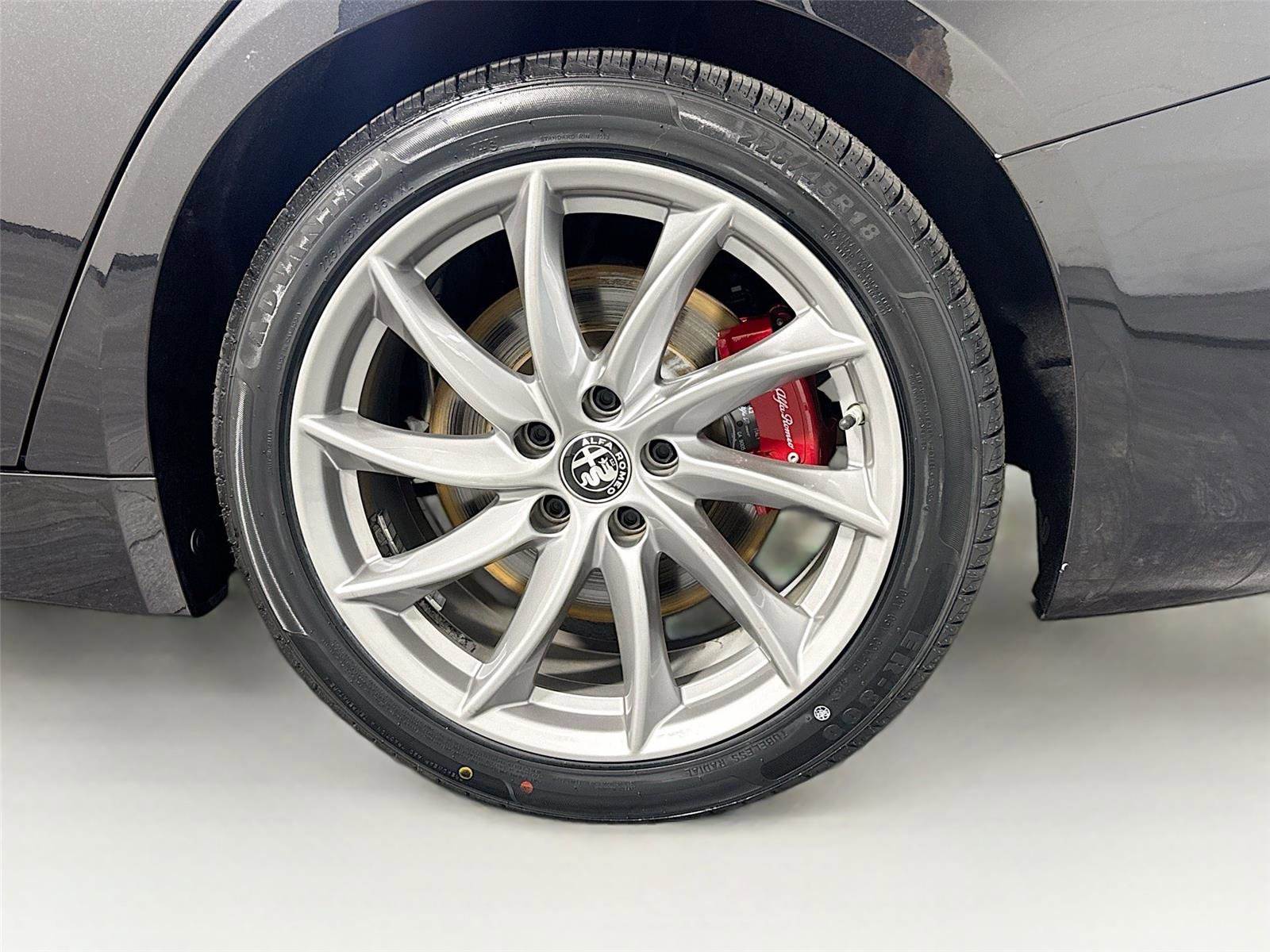 Used 2023 Alfa Romeo Giulia Sprint image 31