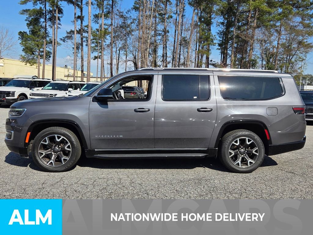 Used 2023 Jeep Wagoneer L Series III w/ Preferred Equipment Group image 4