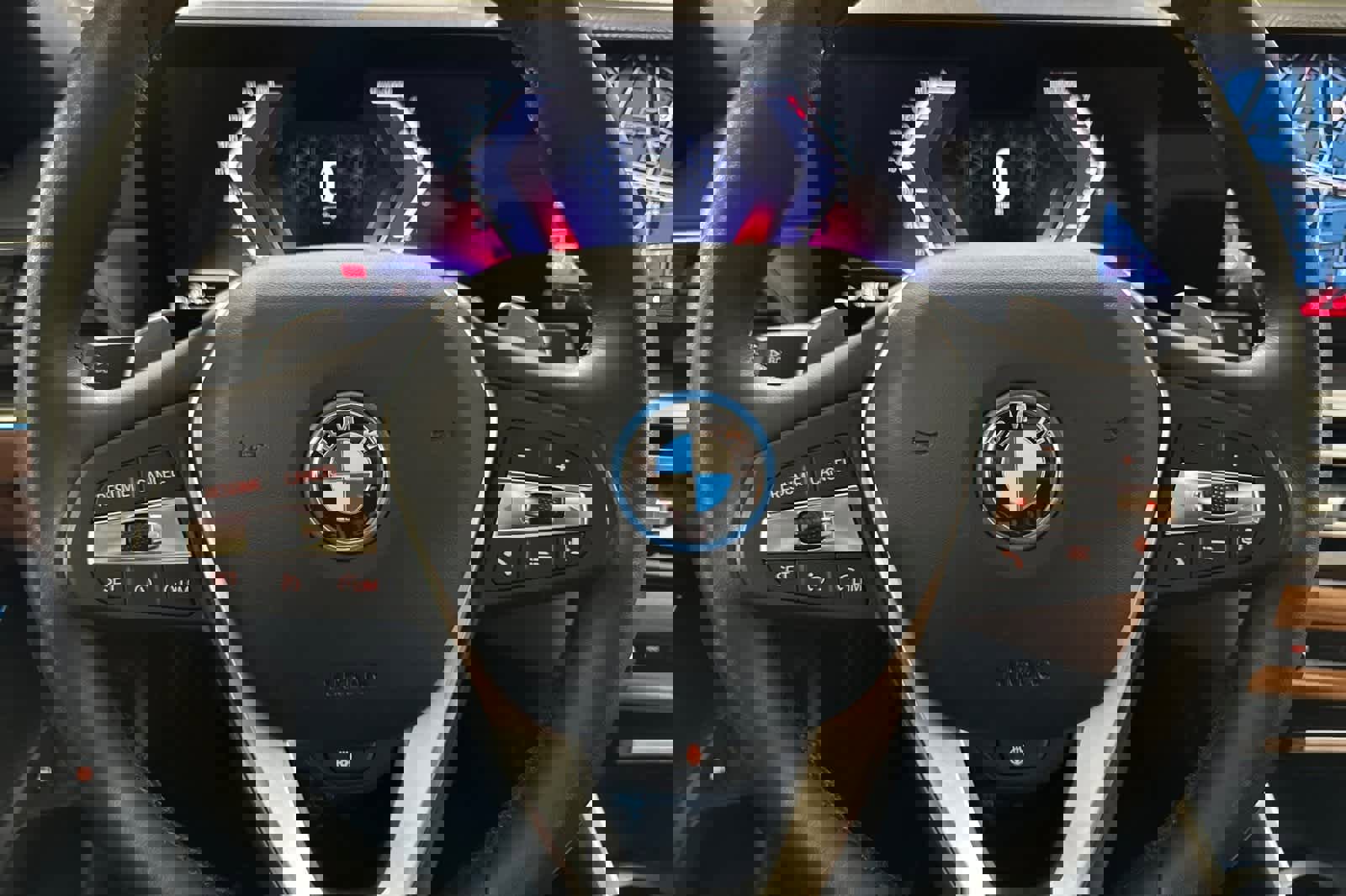 Used 2023 BMW 330e xDrive 330e xDrive w/ Driving Assistance Package image 23