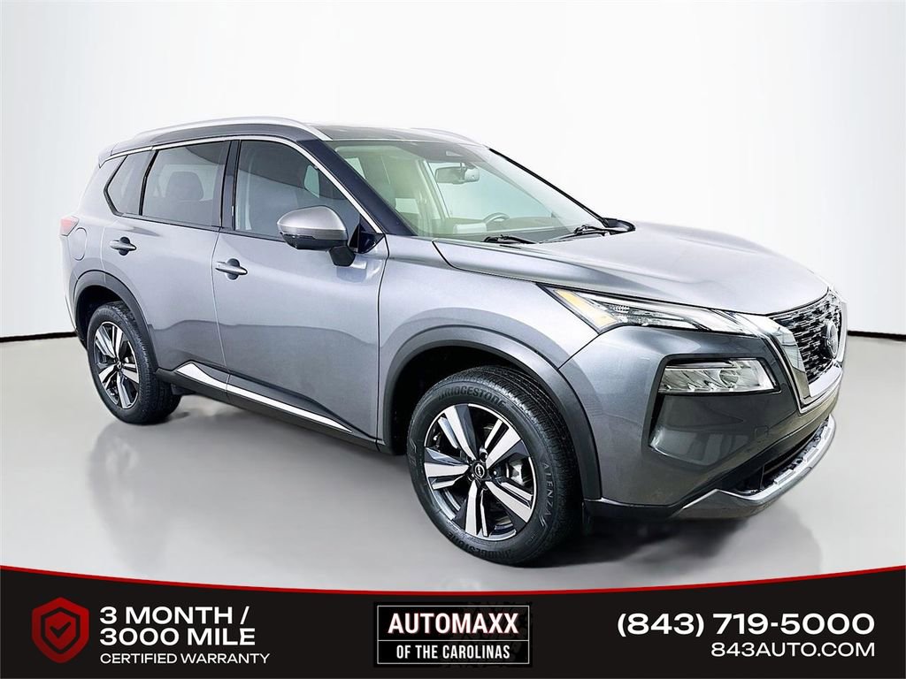 Used 2023 Nissan Rogue SL image 1