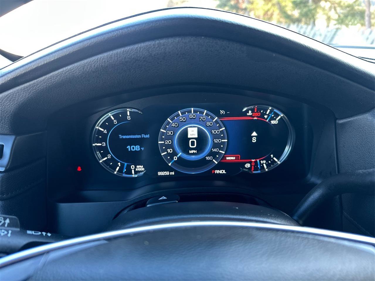 Used 2019 Cadillac Escalade Luxury w/ Escalade Sport Edition AWD/4WD image 17