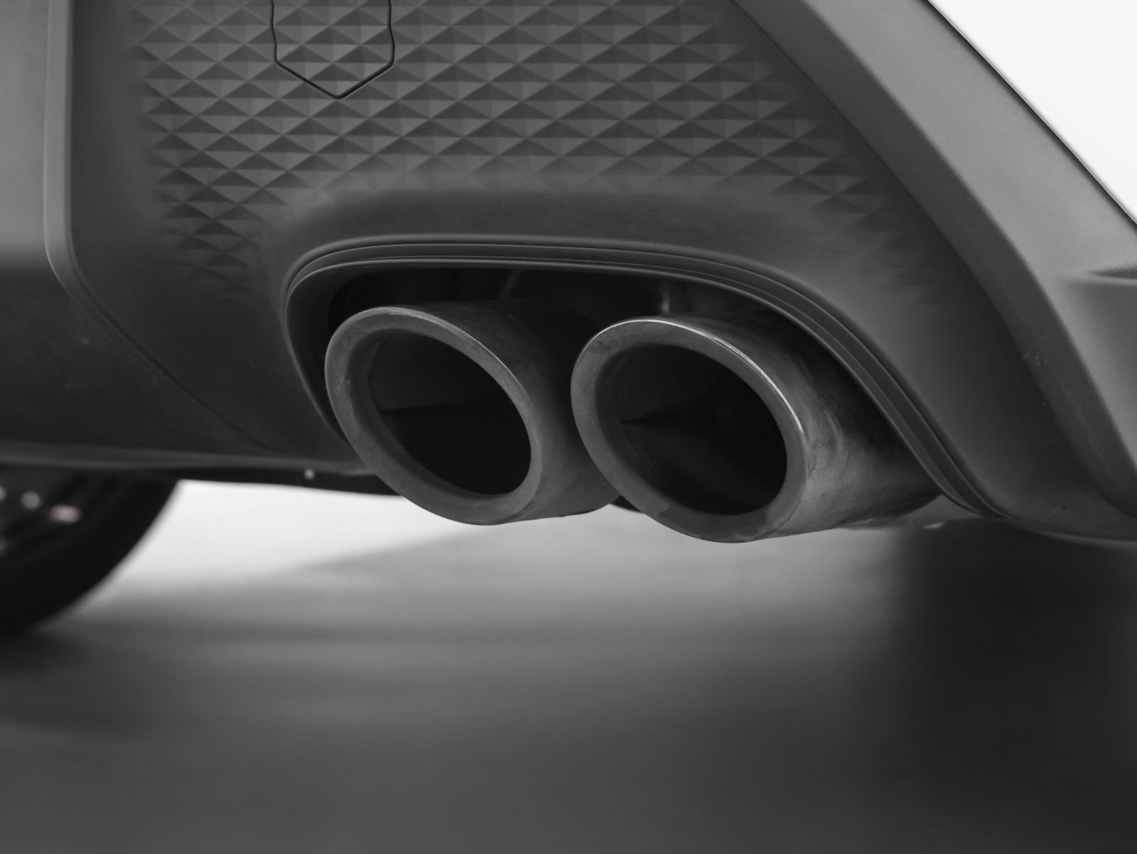 Certified 2026 Porsche Macan image 17