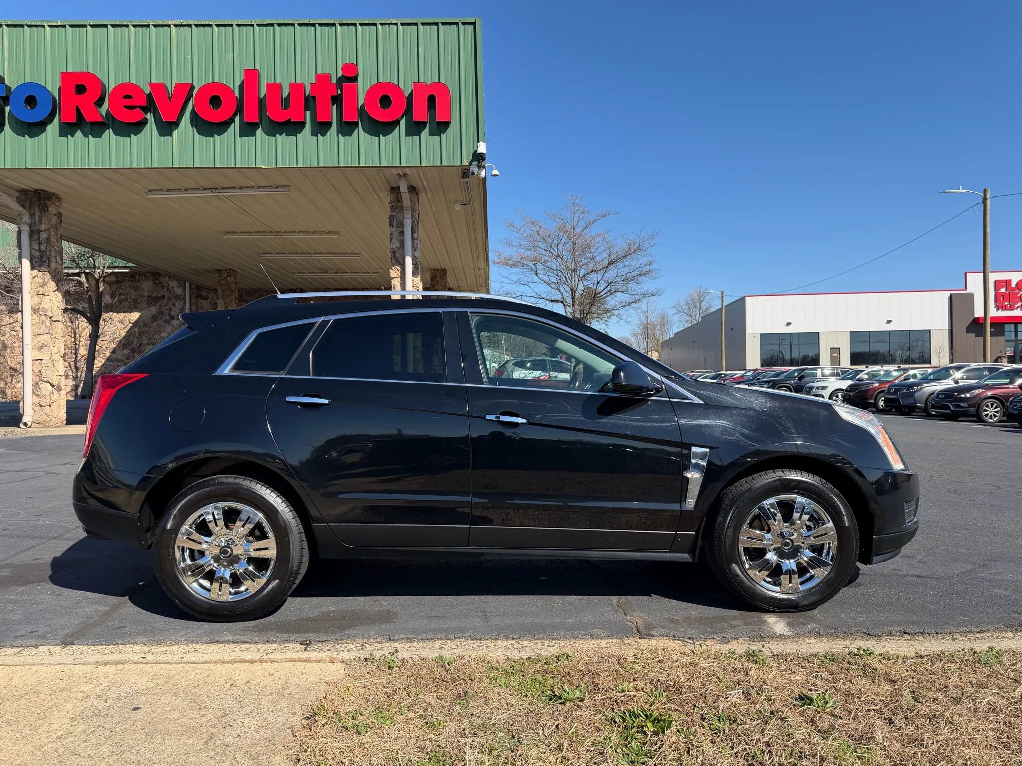 Used 2012 Cadillac SRX Luxury image 8