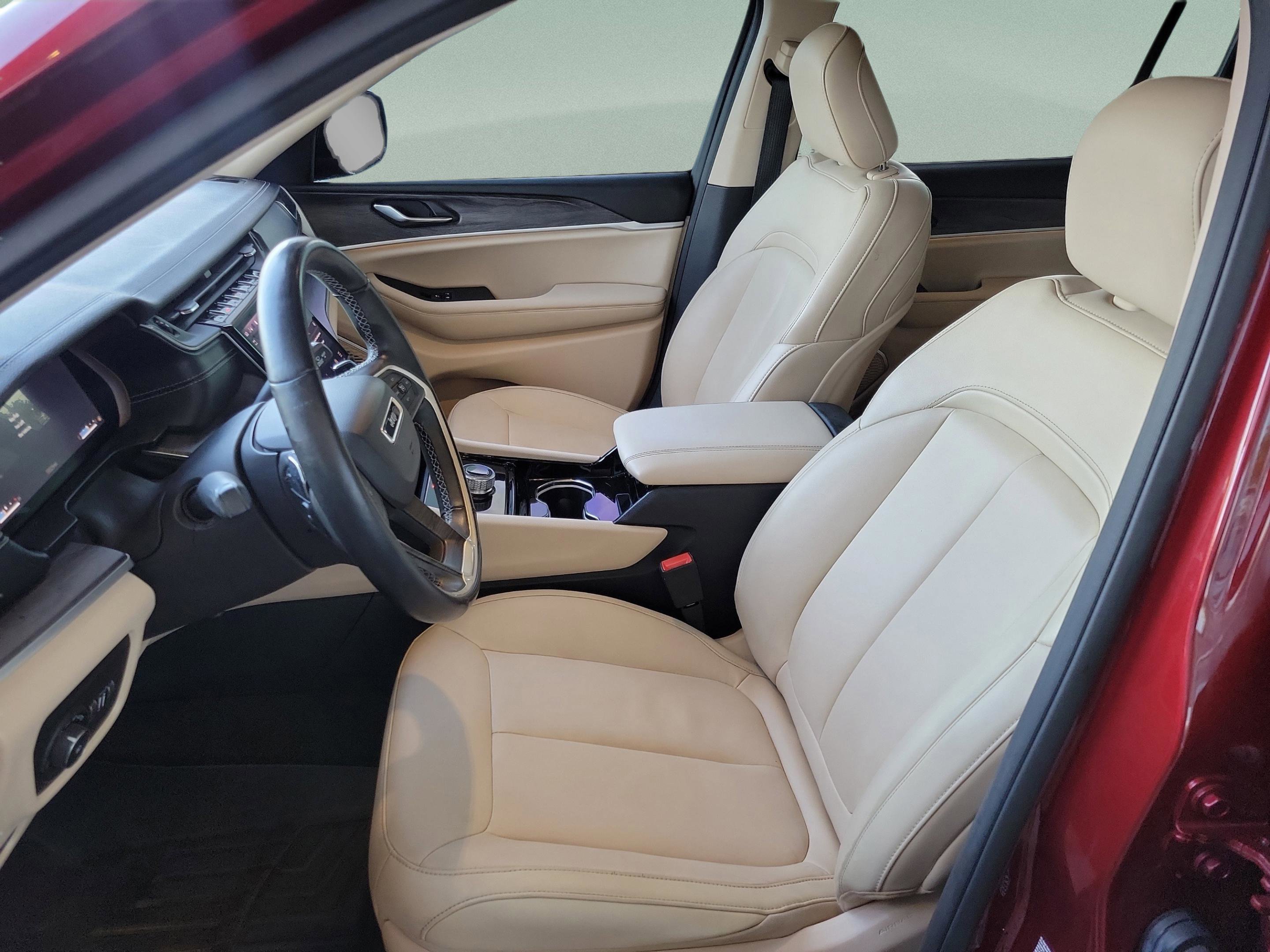 Used 2021 Jeep Grand Cherokee L Limited image 24