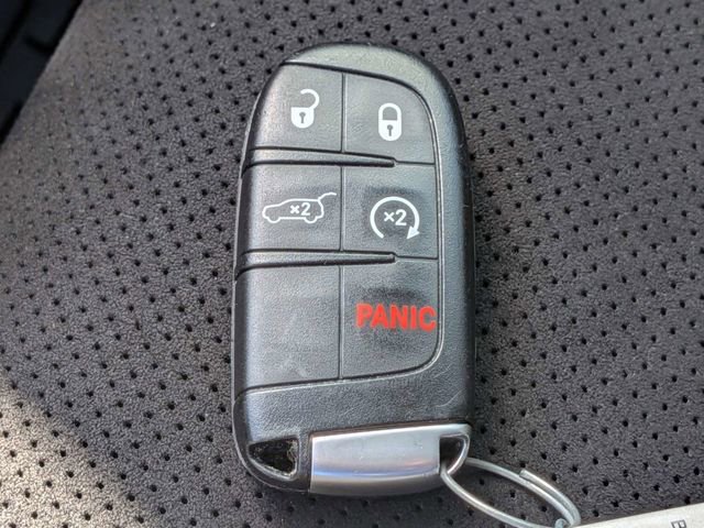 Used 2021 Jeep Grand Cherokee Trailhawk AWD/4WD image 33