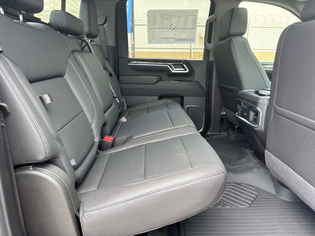 New 2025 Chevrolet Silverado 2500 LTZ w/ LTZ Plus Package image 9