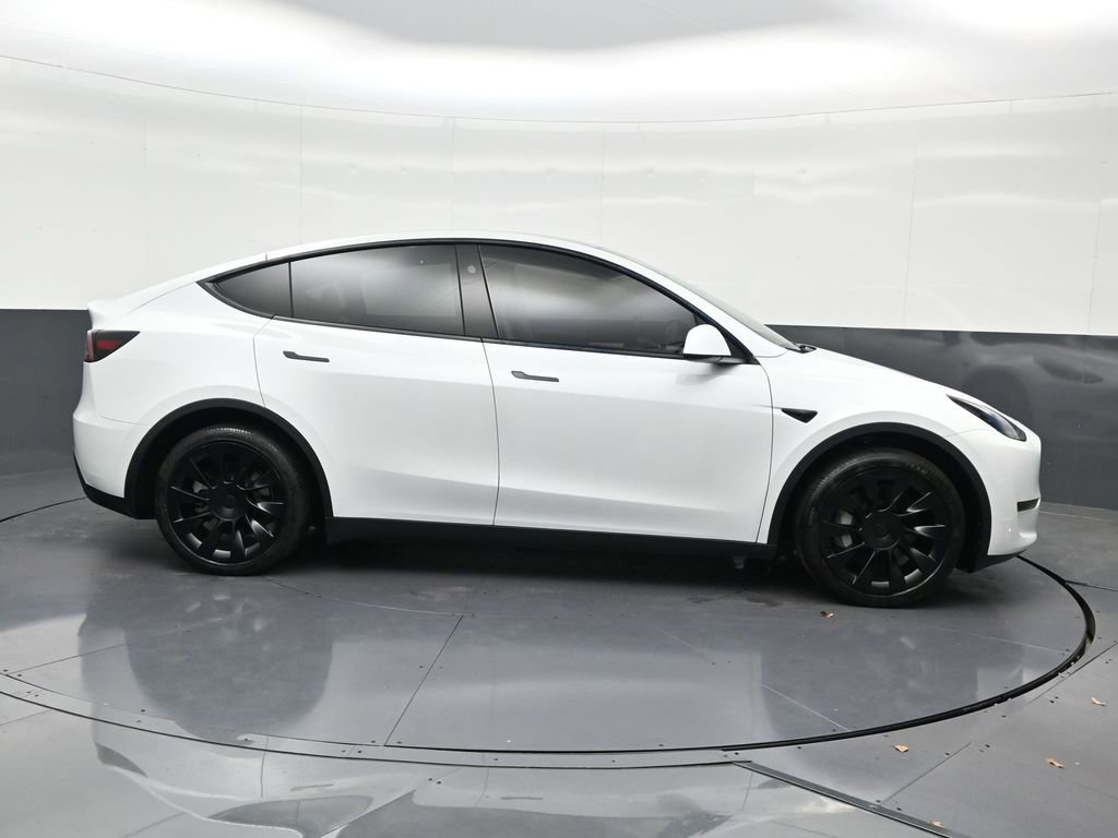 Used 2024 Tesla Model Y Long Range image 6