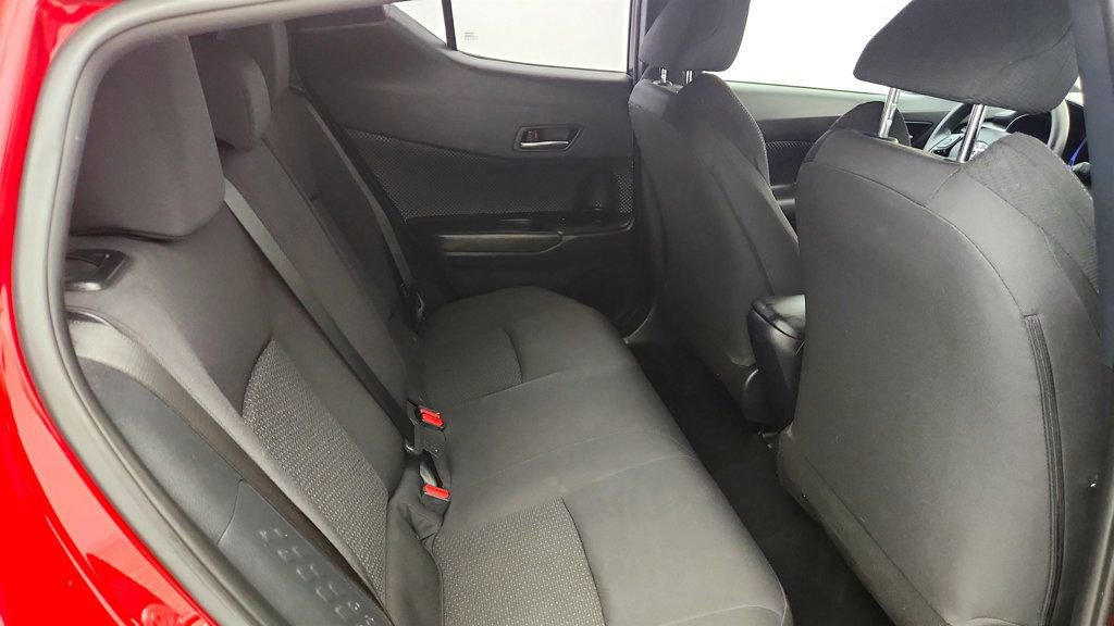Used 2019 Toyota C-HR LE FWD image 21