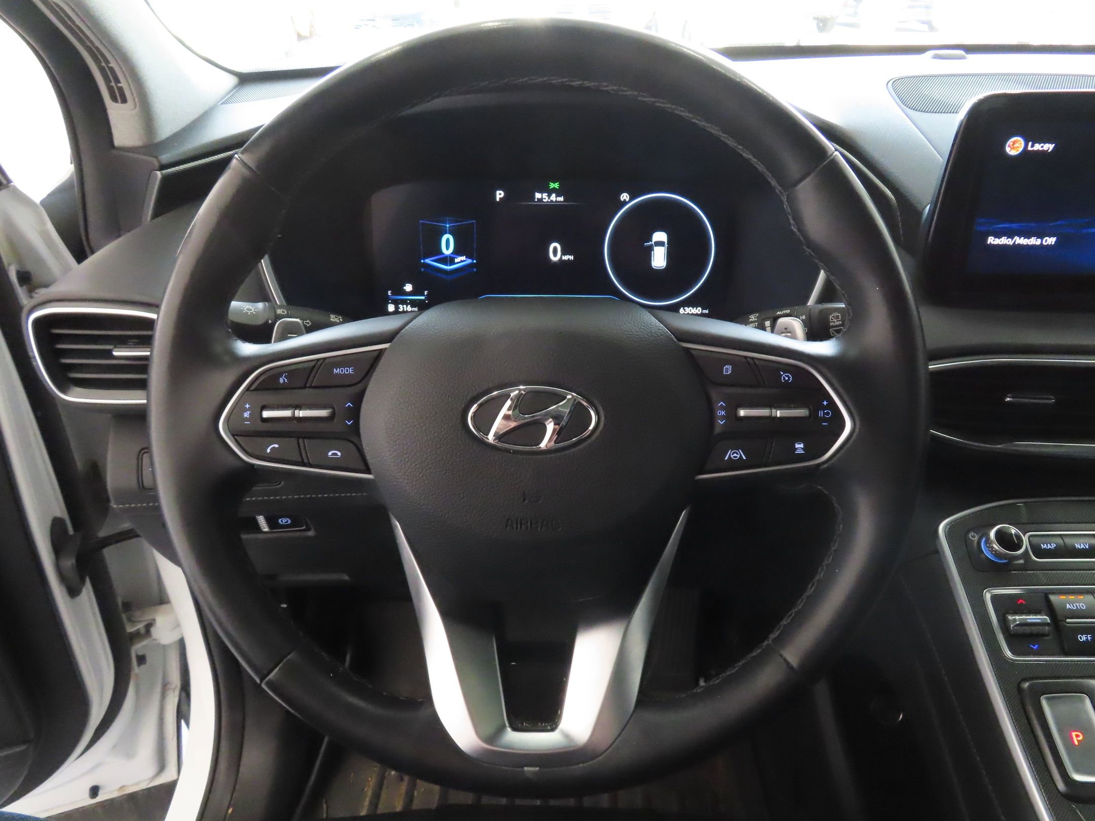 Used 2022 Hyundai Santa Fe Limited FWD image 17