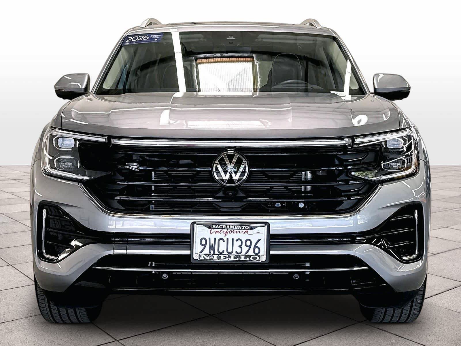 Used 2026 Volkswagen Atlas SEL Premium R-Line AWD/4WD image 2