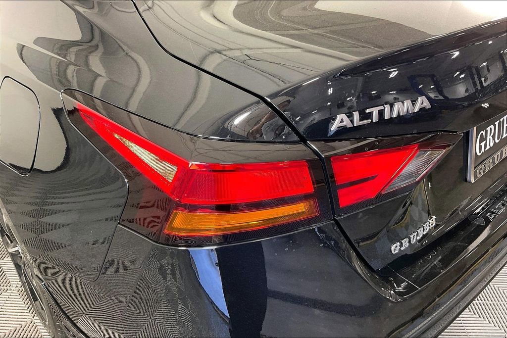 New 2026 Nissan Altima 2.5 SR w/ SR Premium Package image 36