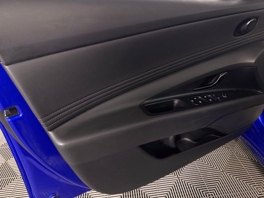 Used 2025 Hyundai Elantra Sport image 24