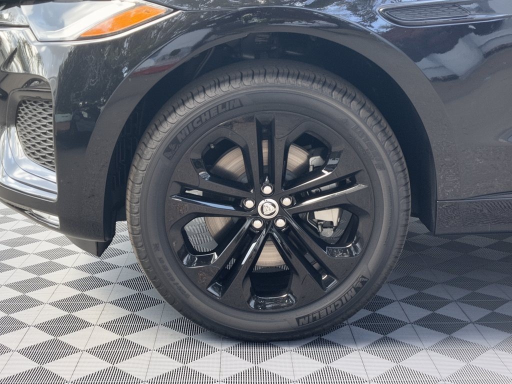 New 2026 Jaguar F-PACE R-Dynamic S AWD/4WD image 13