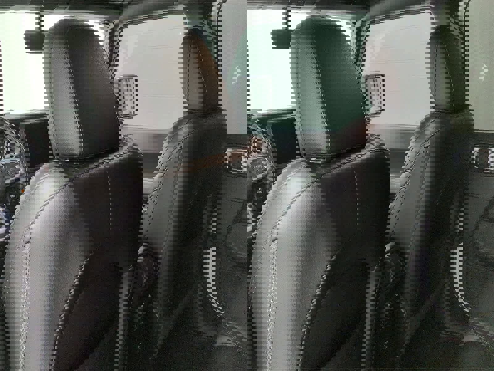 Certified 2020 Jeep Wrangler Unlimited Sahara image 19