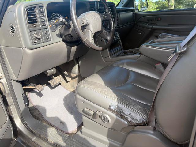 Used 2006 GMC Sierra 1500 SLT w/ Onstar Plus Package AWD/4WD image 8
