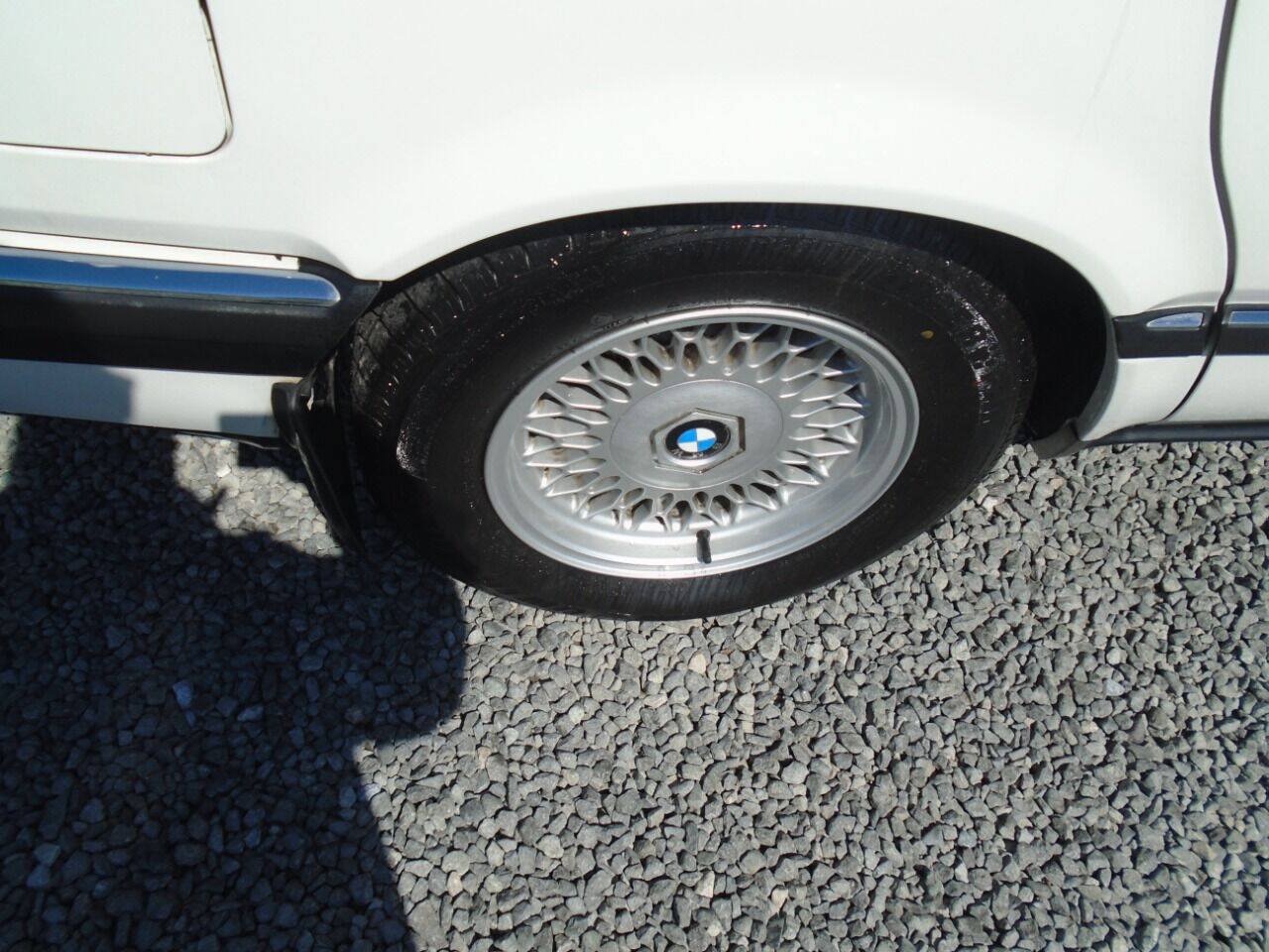 Used 1994 BMW 740i RWD image 12