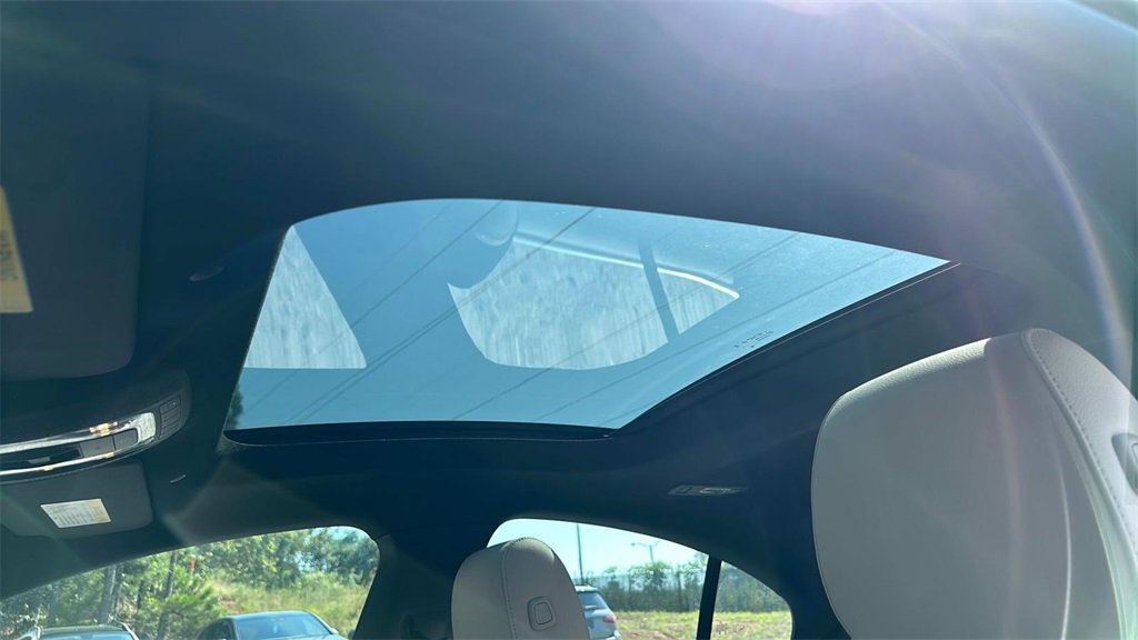 Used 2025 Mercedes-Benz CLA 250 image 22