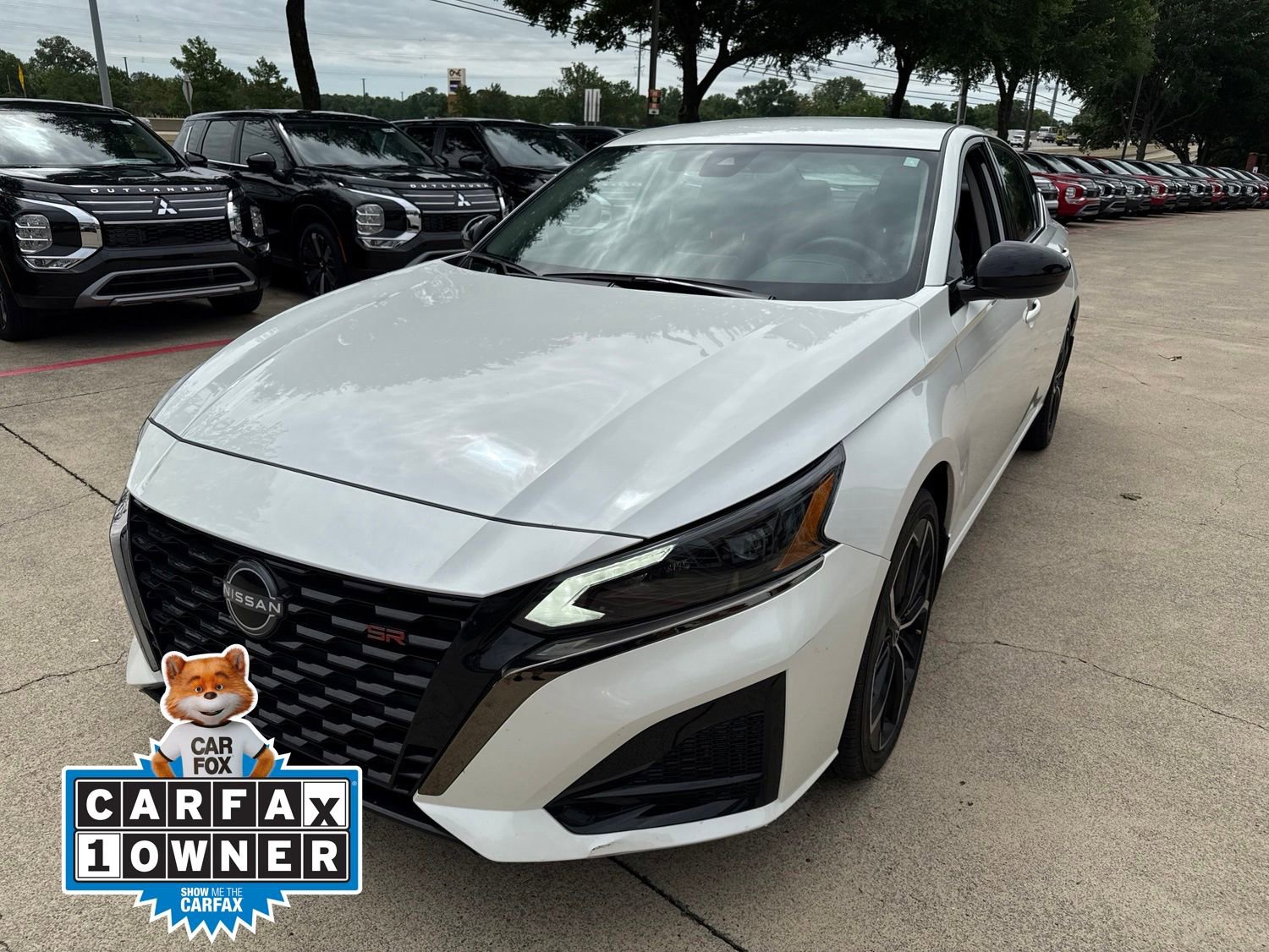 Used 2024 Nissan Altima 2.5 SR AWD/4WD image 7
