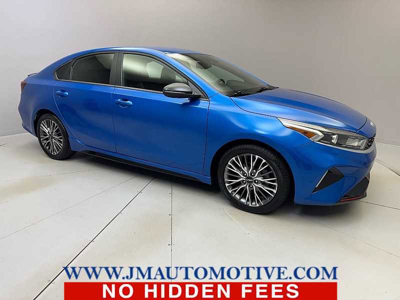 Used 2022 Kia Forte GT-Line w/ GT-Line Technology Package FWD image 7