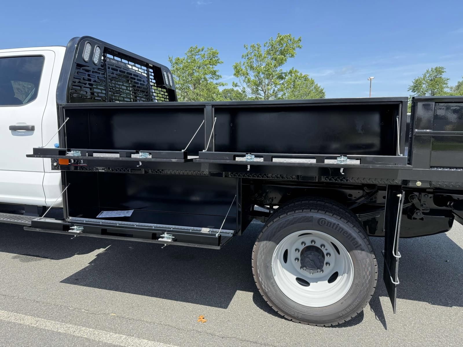 New 2025 Ford F450 XL RWD image 11