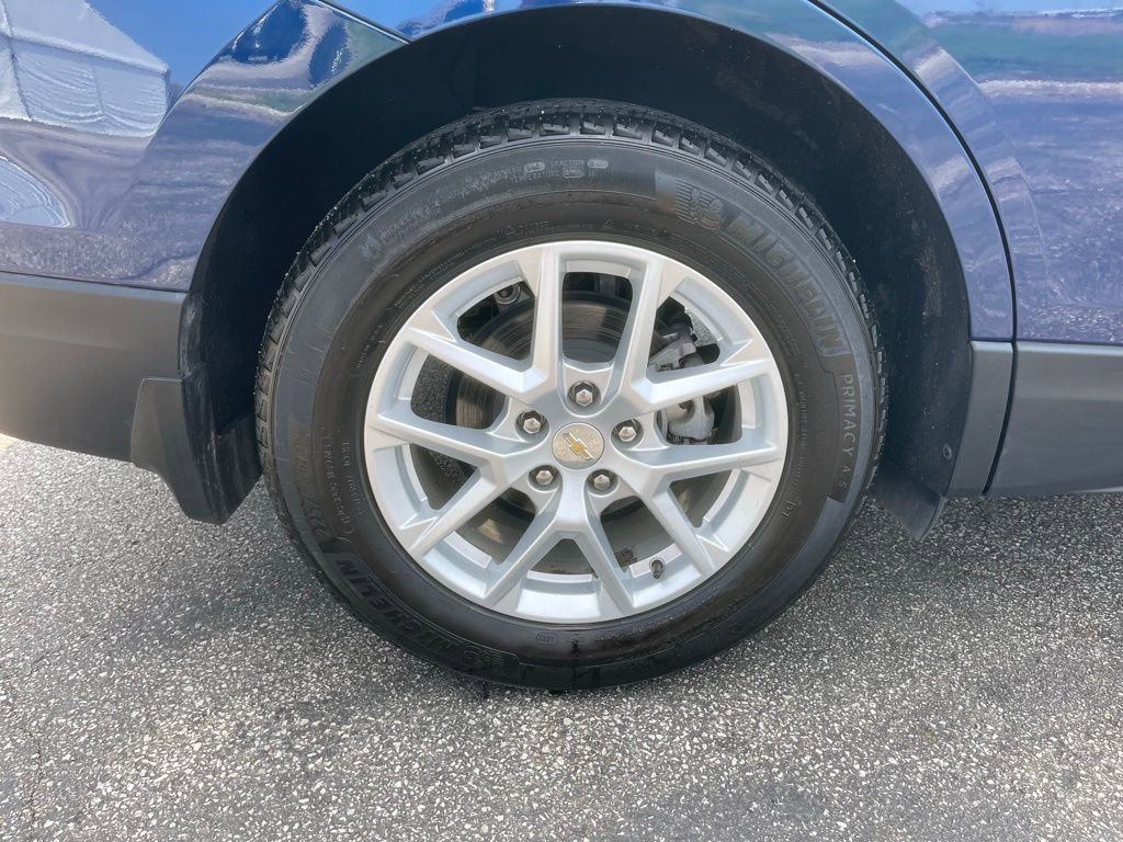 Used 2023 Chevrolet Equinox LS w/ LS Convenience Package FWD image 28