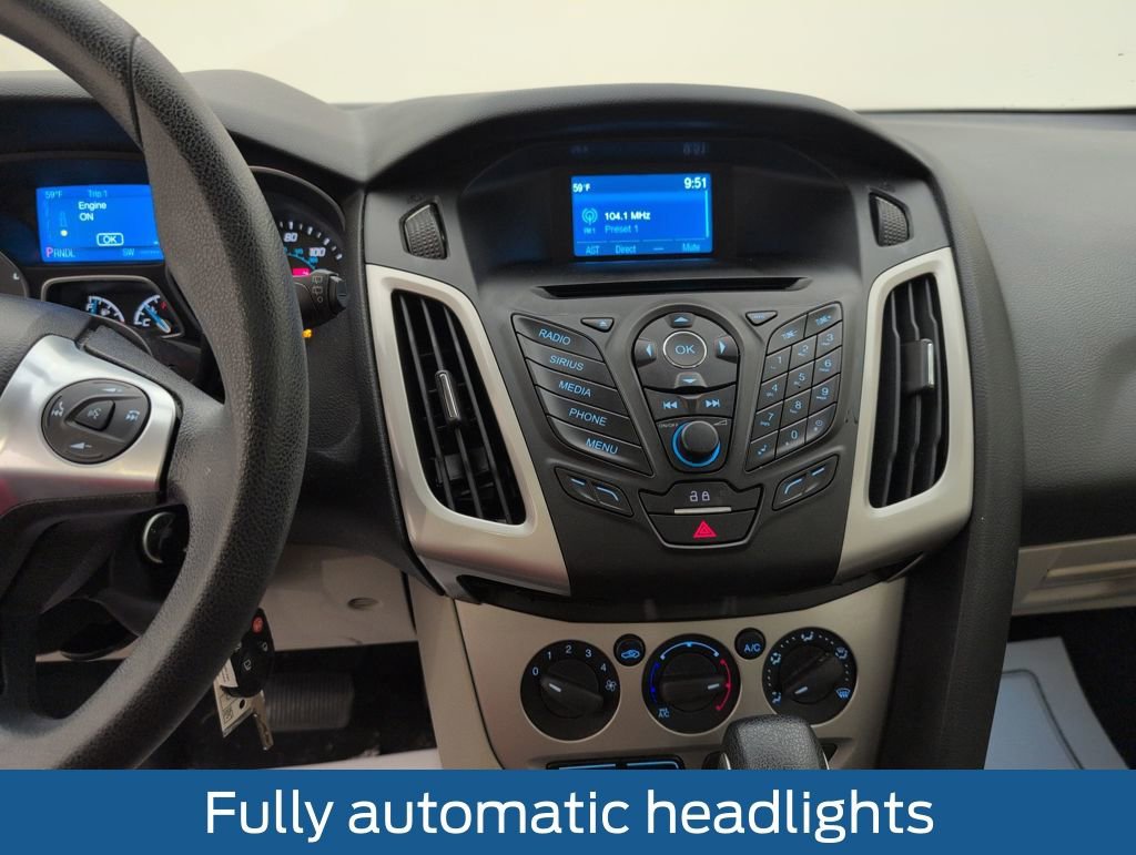 Used 2014 Ford Focus SE FWD image 17