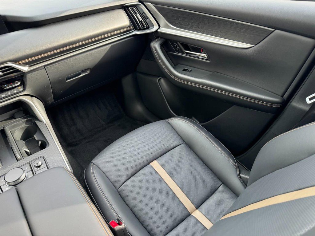 Used 2026 MAZDA CX-90 3.3 Turbo S w/ Premium Plus image 15