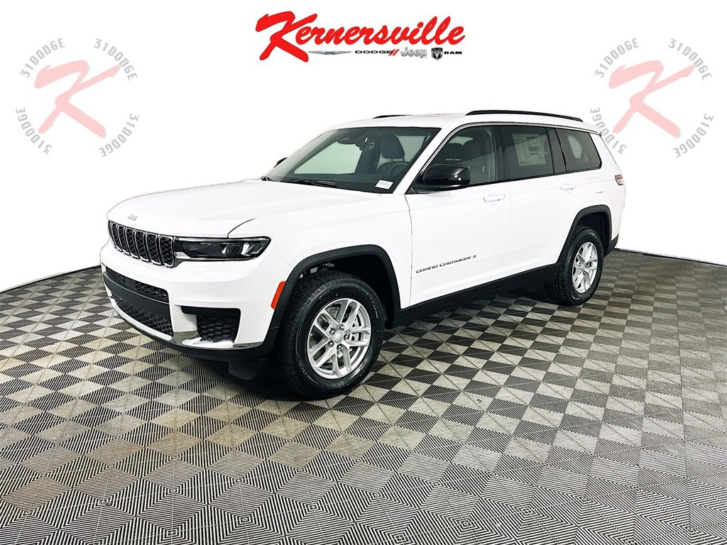 New 2026 Jeep Grand Cherokee L Laredo image 3