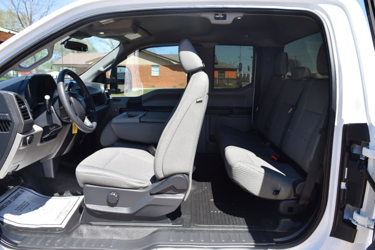 Used 2022 Ford F250 XL w/ Power Equipment Group image 11