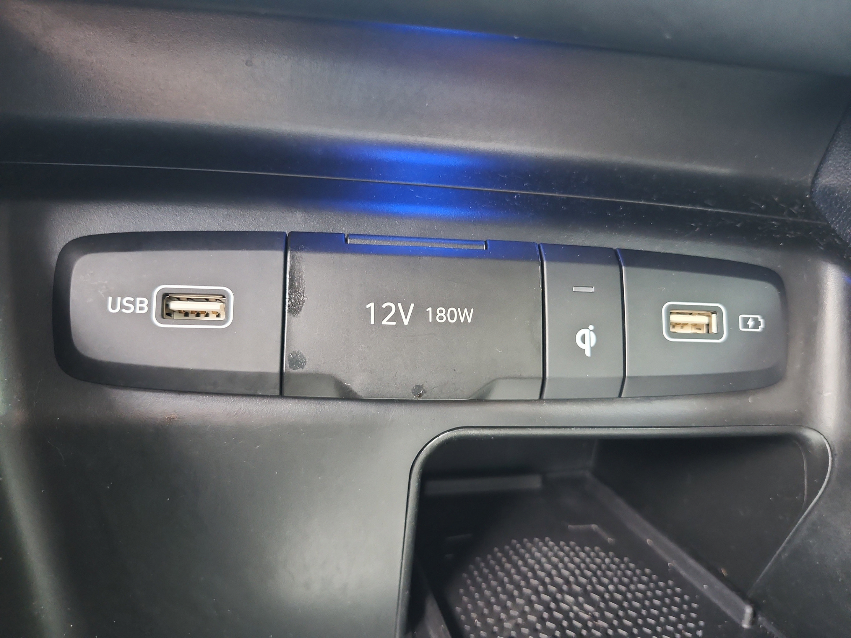 Certified 2024 Hyundai Santa Cruz Limited AWD/4WD image 27