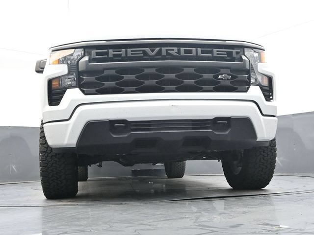 Used 2023 Chevrolet Silverado 1500 Custom AWD/4WD image 34