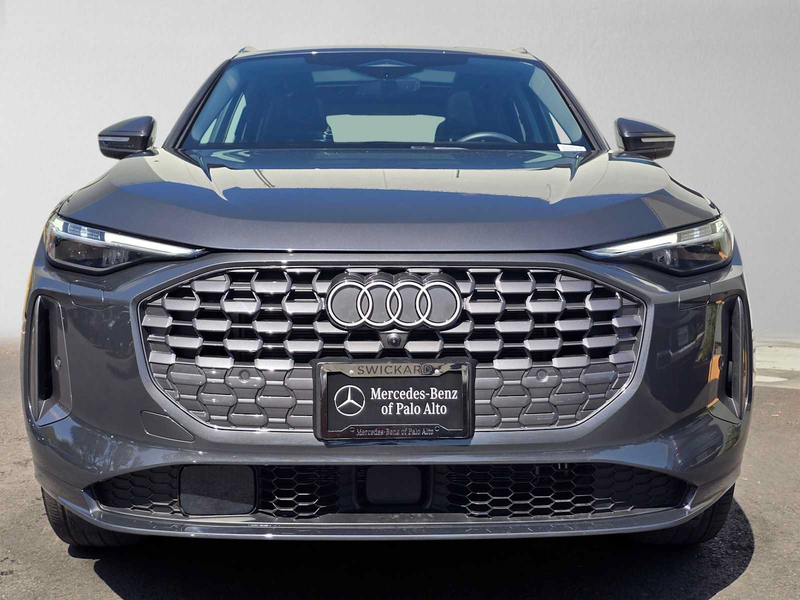 Used 2025 Audi Q5 Premium Plus w/ Premium Plus AWD/4WD image 8
