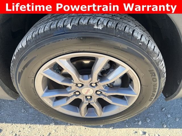 Used 2024 GMC Terrain SLT image 28
