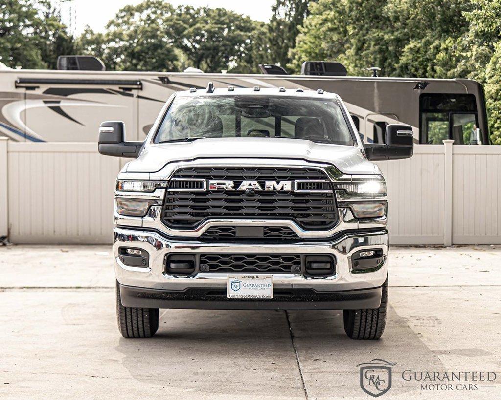 Used 2026 RAM 2500 Tradesman AWD/4WD image 2