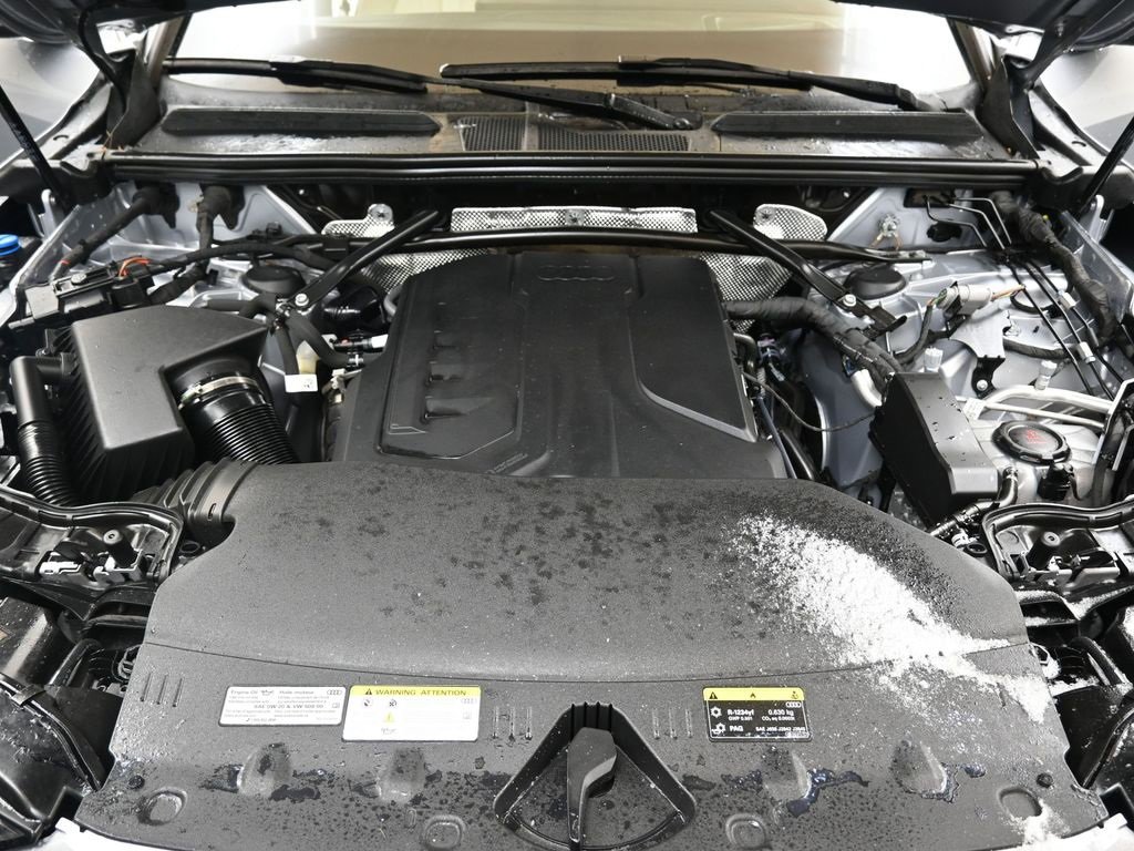 Certified 2025 Audi Q5 Premium Plus w/ Premium Plus image 9