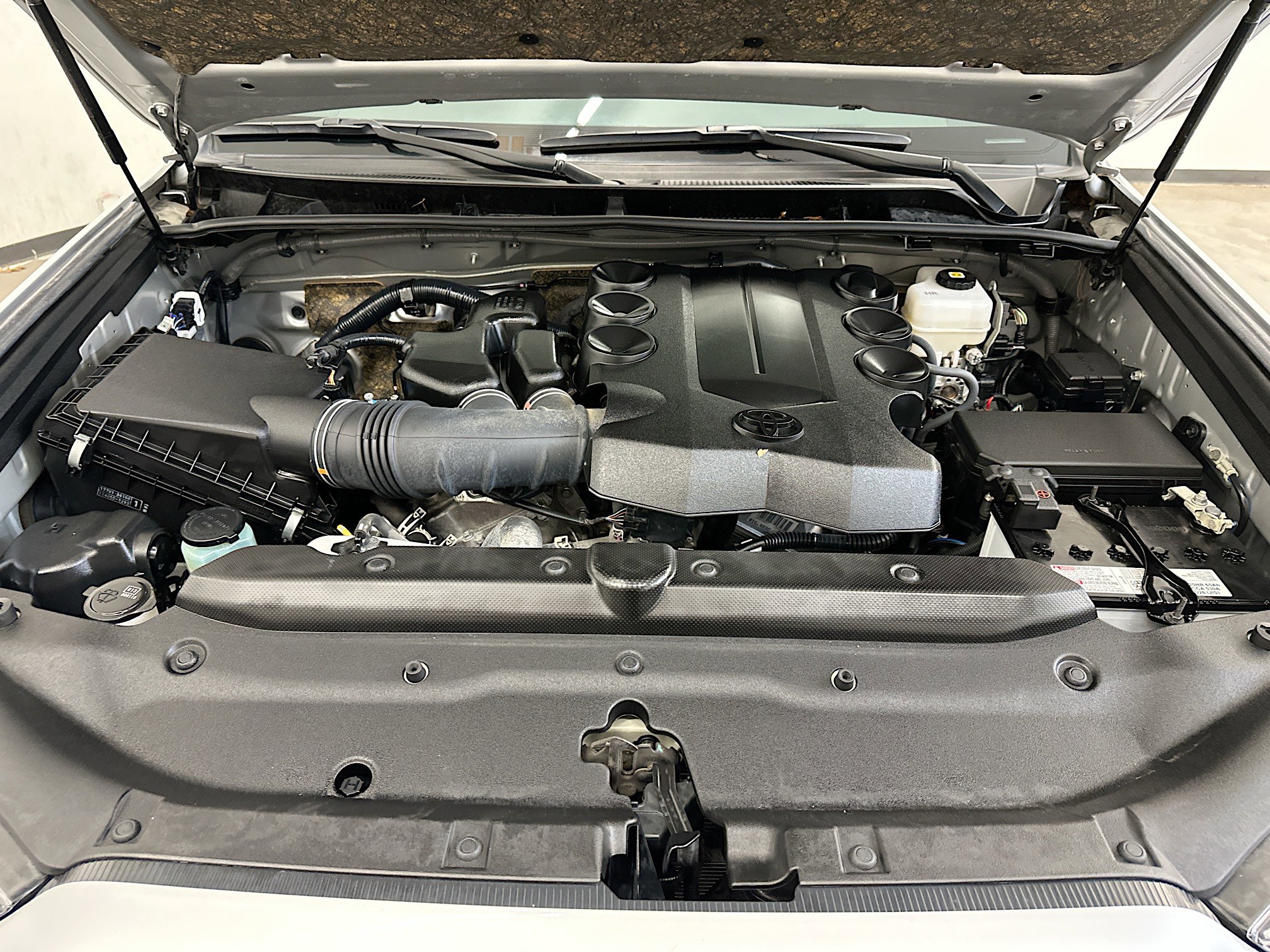 Used 2024 Toyota 4Runner SR5 Premium image 34