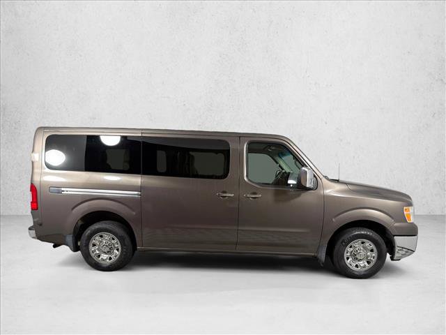 Used 2015 Nissan NV 3500 SL w/ Technology Package RWD image 2