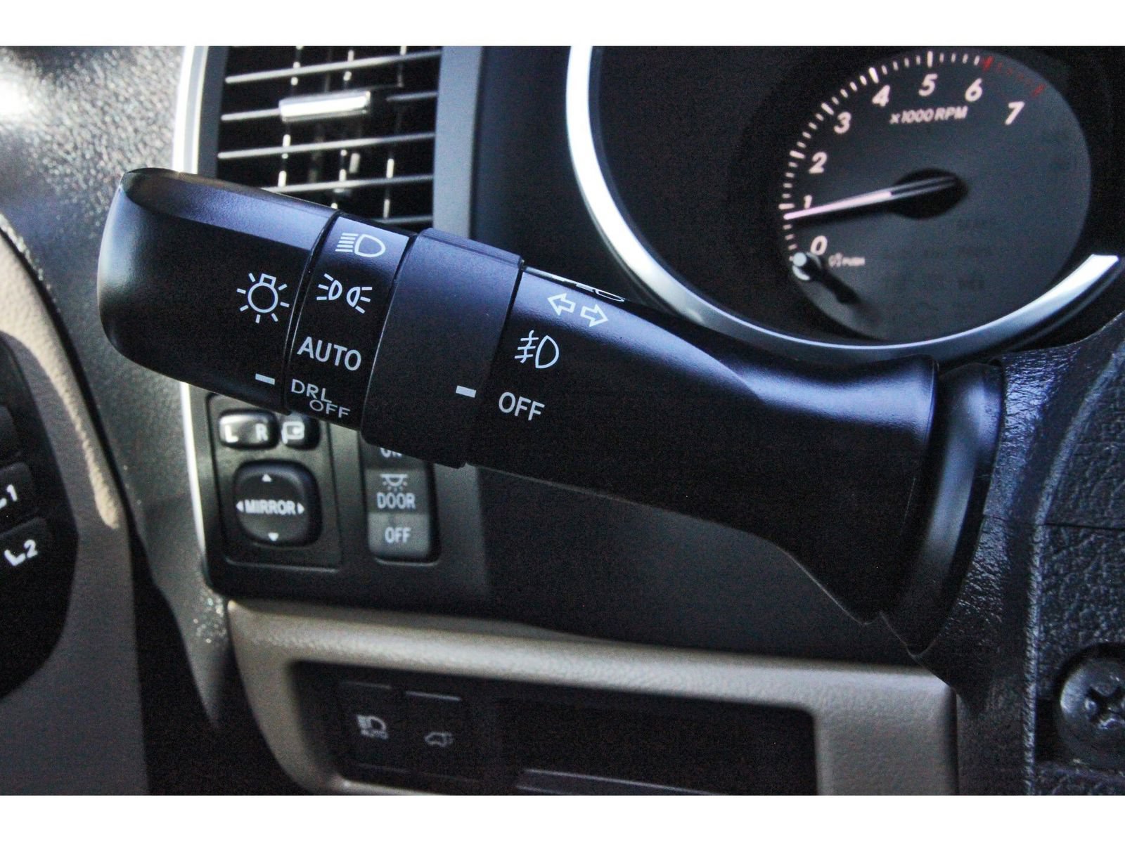 Used 2020 Toyota Sequoia Limited w/ Safety & Convenience Package RWD image 20