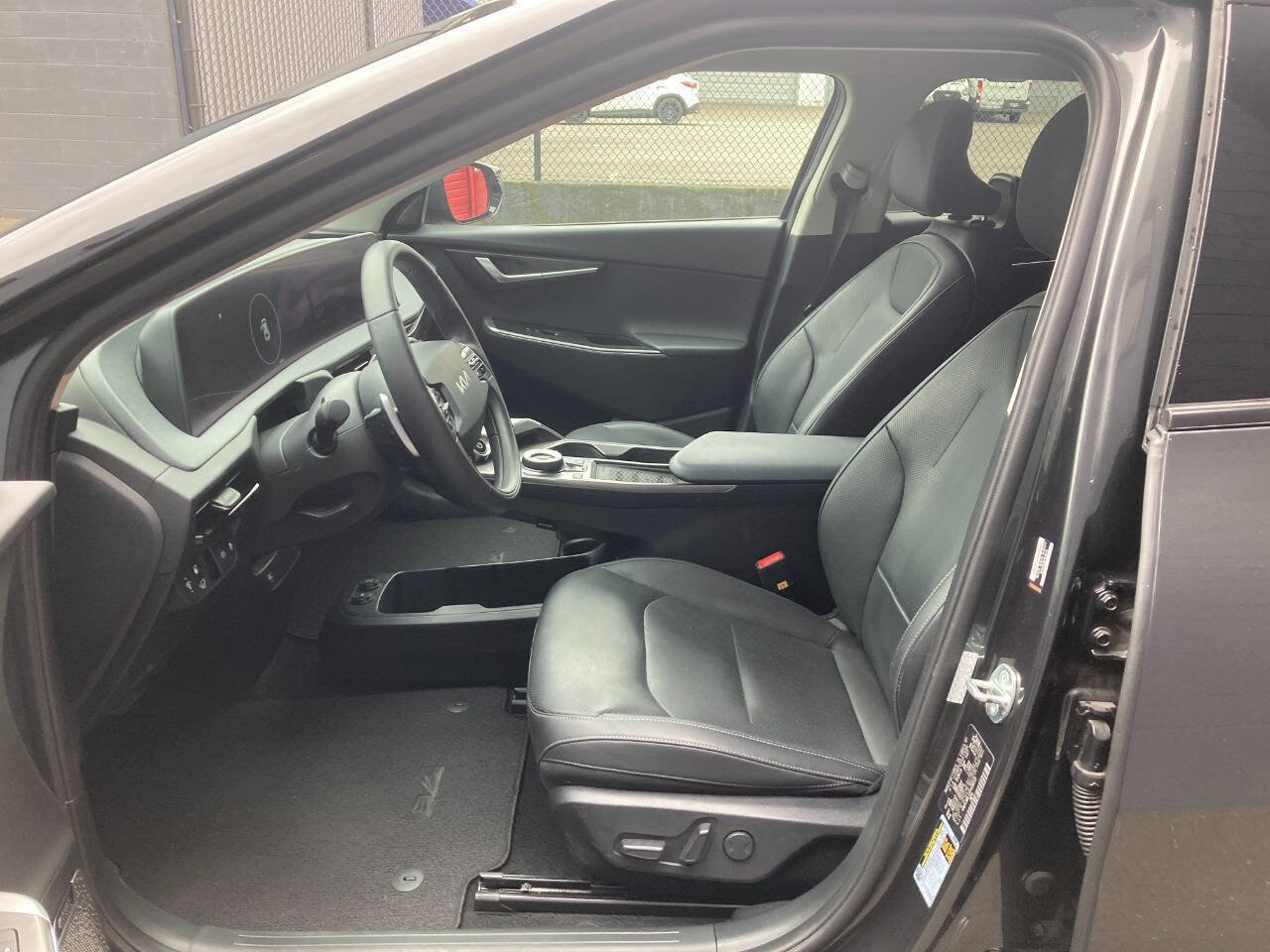 Used 2023 Kia EV6 Wind image 9
