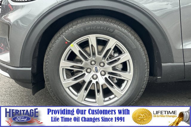 New 2026 Ford Explorer Platinum image 27