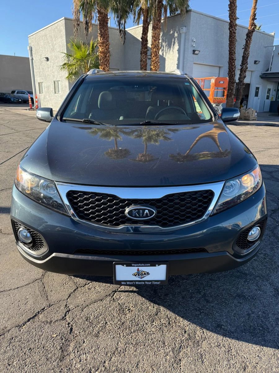 Used 2011 Kia Sorento LX w/ Convenience Pkg image 8