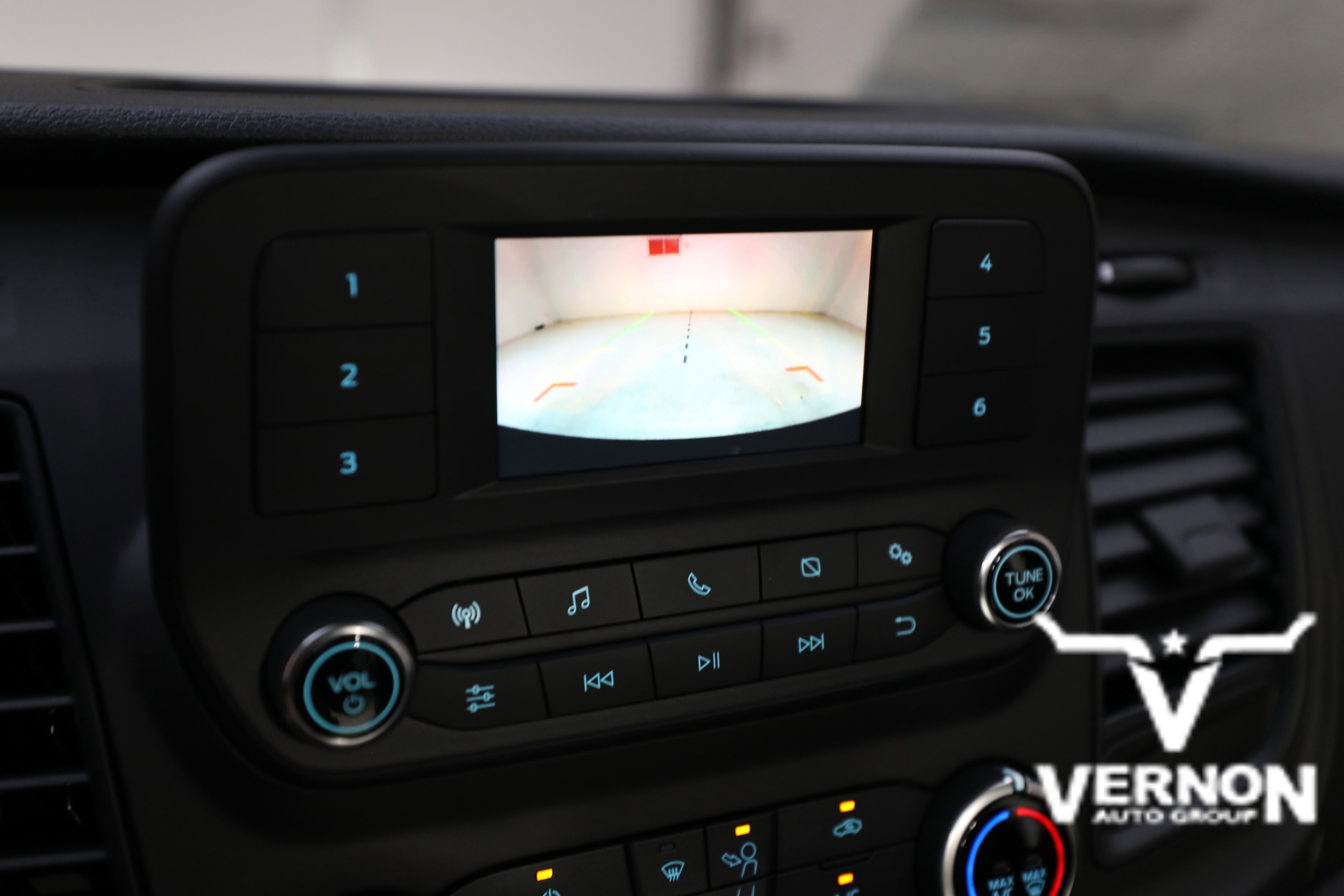 New 2025 Ford Transit 150 Low Roof image 25