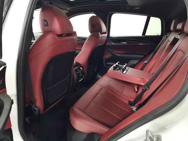 Used 2023 BMW X4 xDrive30i w/ M Sport Package image 38