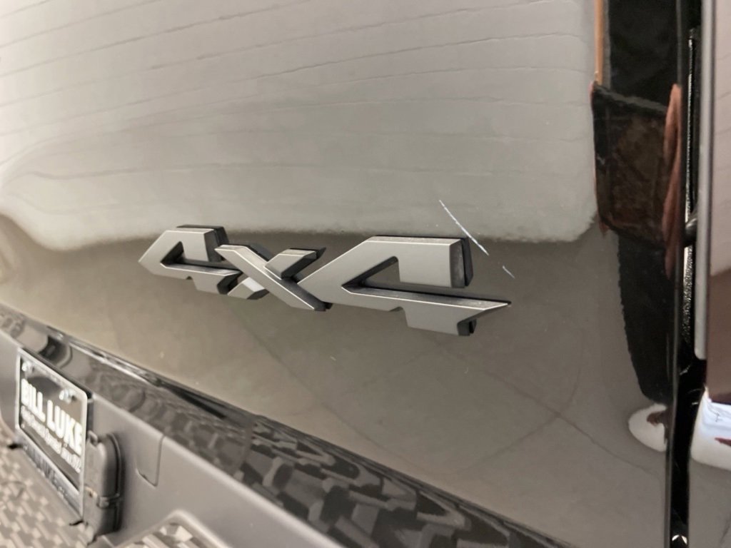 New 2025 RAM 1500 2WD Crew Cab image 5