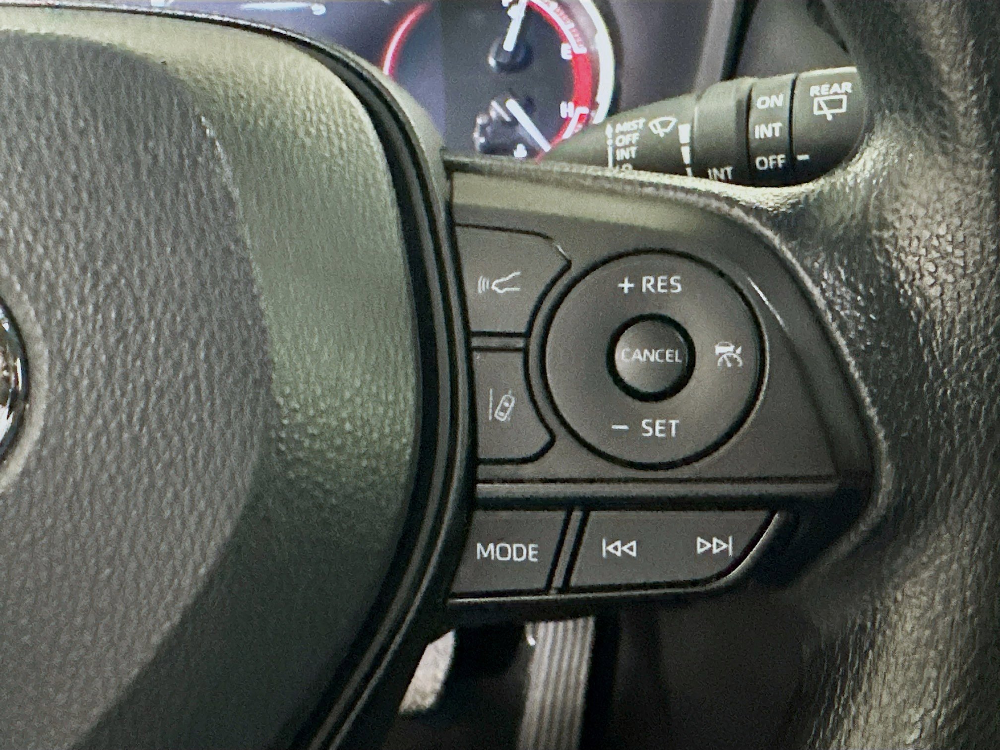 Used 2024 Toyota RAV4 XLE image 17