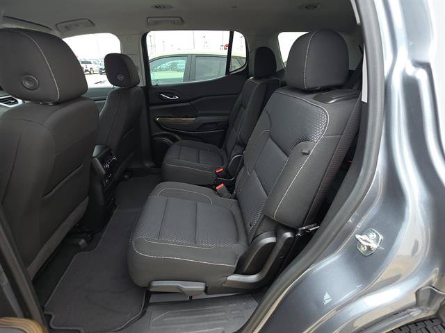 Used 2022 GMC Acadia SLE w/ Driver Convenience Package FWD image 19