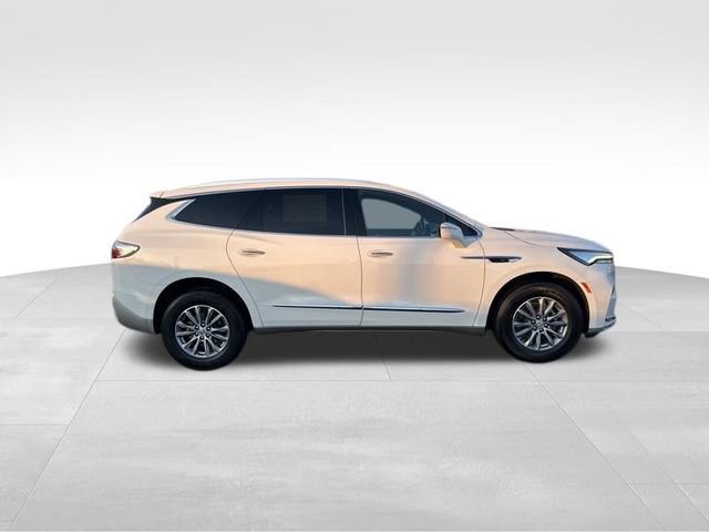 Used 2023 Buick Enclave Essence image 4