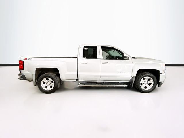 Used 2018 Chevrolet Silverado 1500 LT AWD/4WD image 5